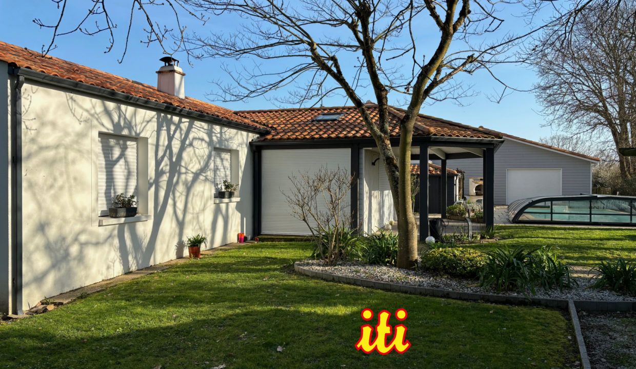 Vente maison/villa Talmont-Saint-Hilaire (85440) - 7 pièces - 295m2 environ