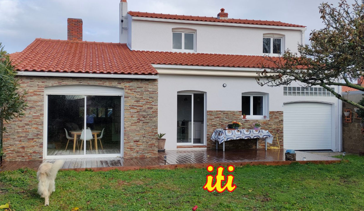 Vente maison/villa Château d'Olonne (85180) - 4 pièces - 130m2 environ