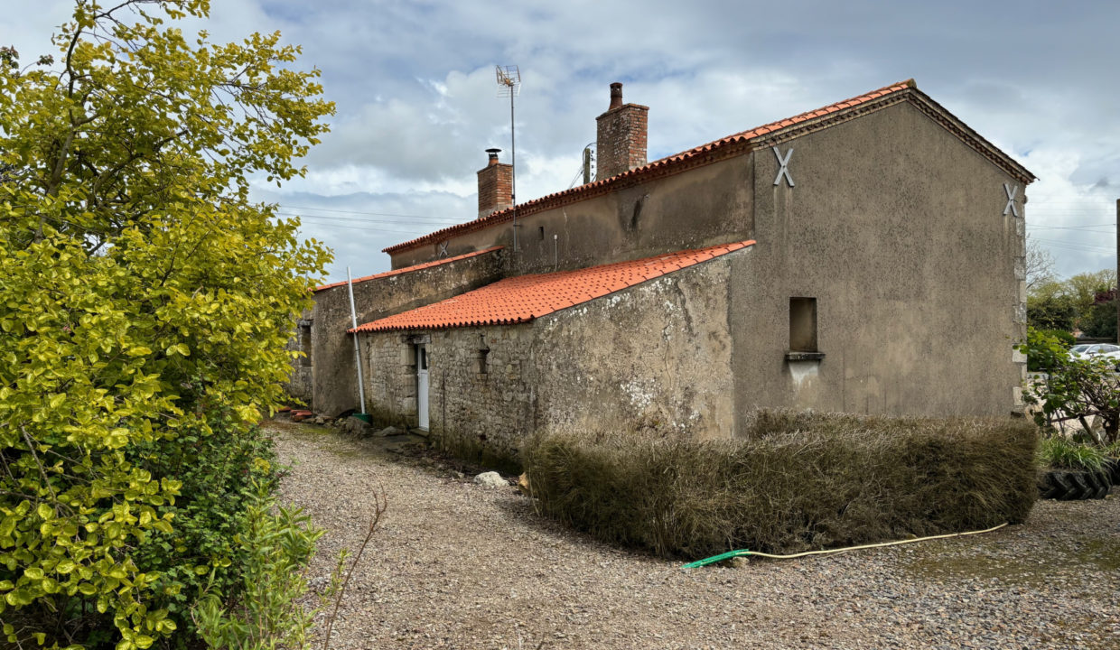 Vente maison/villa Saint-Vincent-sur-Jard (85520) - 2 pièces - 65m2 environ