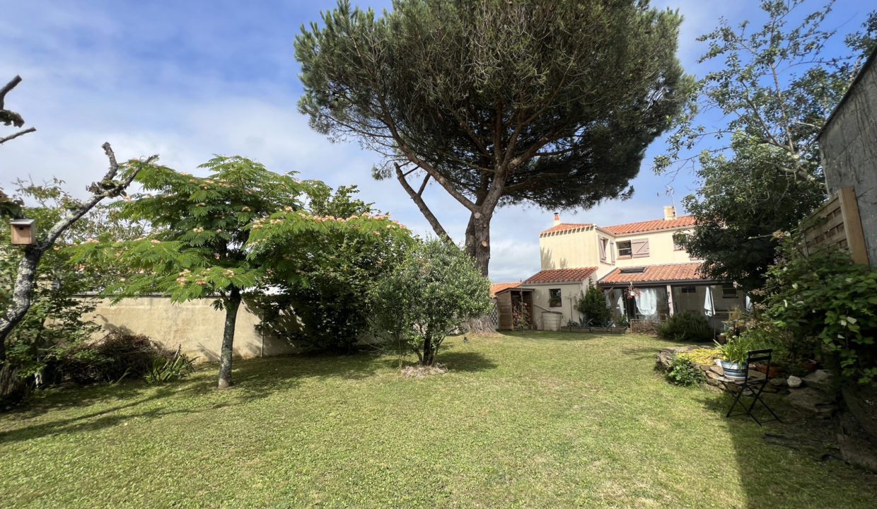 Vente maison/villa La Chaize-Giraud (85220) - 5 pièces - 92m2 environ