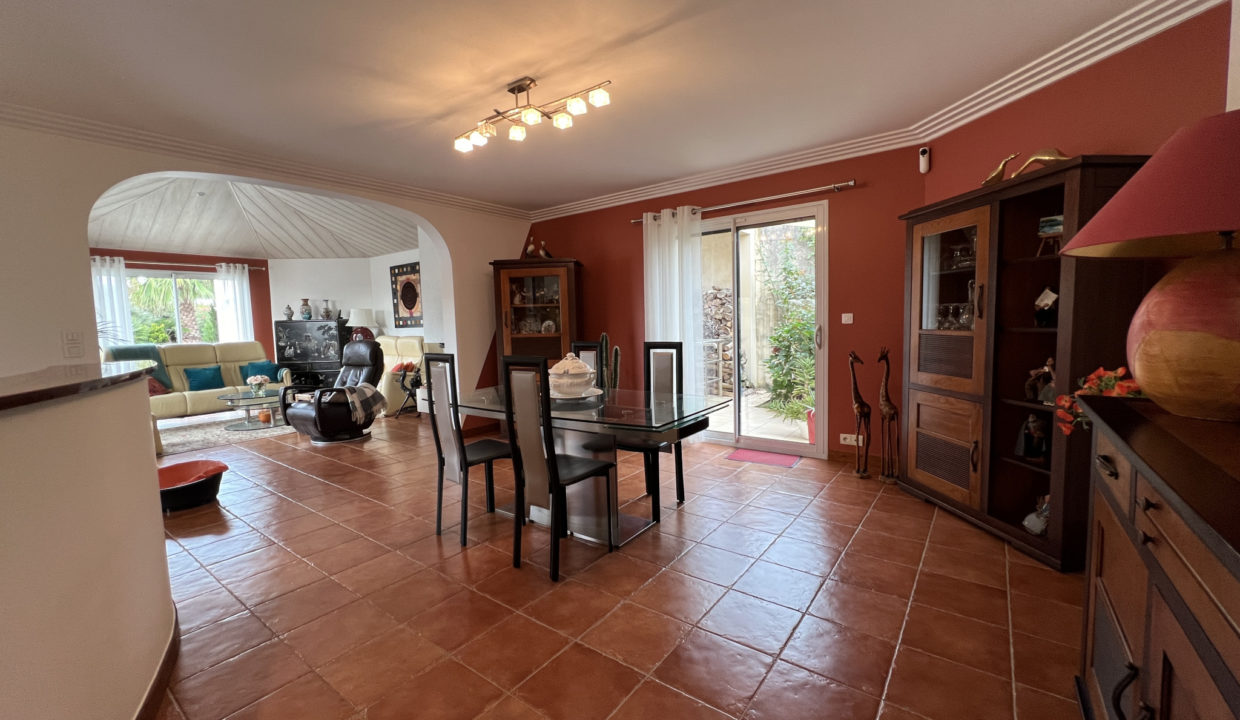 Vente maison/villa Château d'Olonne (85180) - 7 pièces - 202m2 environ