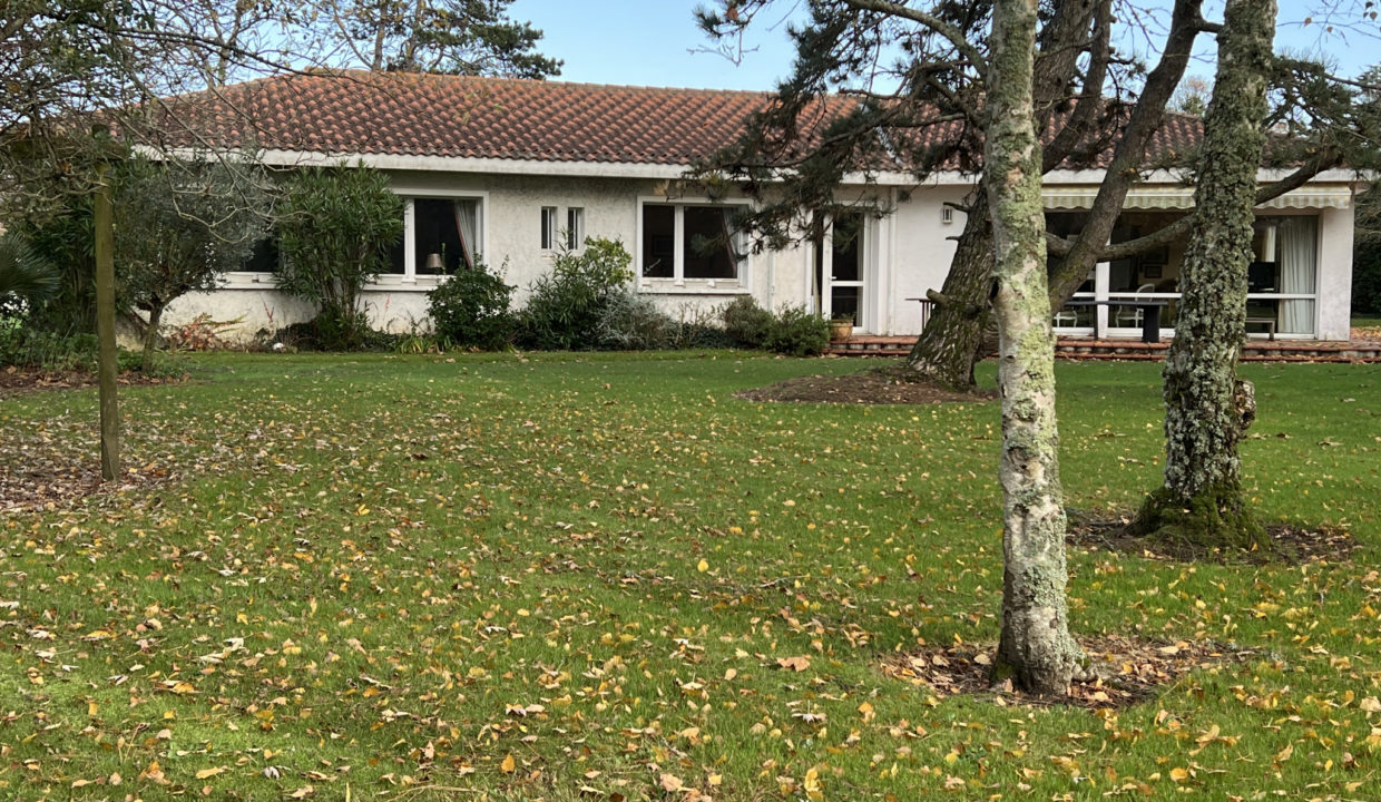 Vente maison/villa Les Sables d'Olonne (85180) - 8 pièces - 203m2 environ