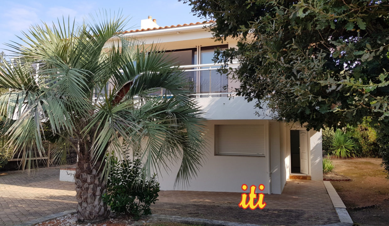 Vente maison/villa Château d'Olonne (85180) - 6 pièces - 123m2 environ