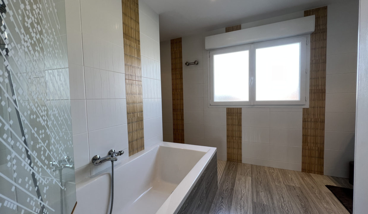 Vente maison/villa Les Sables-d'Olonne (85100) - 5 pièces - 148m2 environ