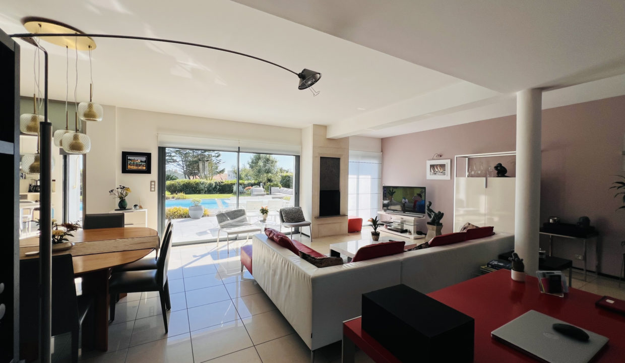 Vente maison/villa Les Sables-d'Olonne (85180) - 6 pièces - 200m2 environ