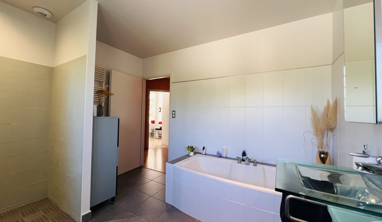 Vente maison/villa Les Sables-d'Olonne (85180) - 6 pièces - 200m2 environ