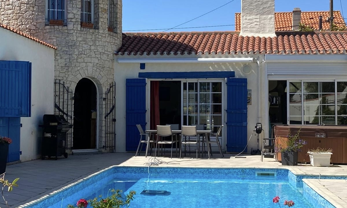 Vente maison/villa Les Sables-d'Olonne (85100) - 6 pièces - 140m2 environ