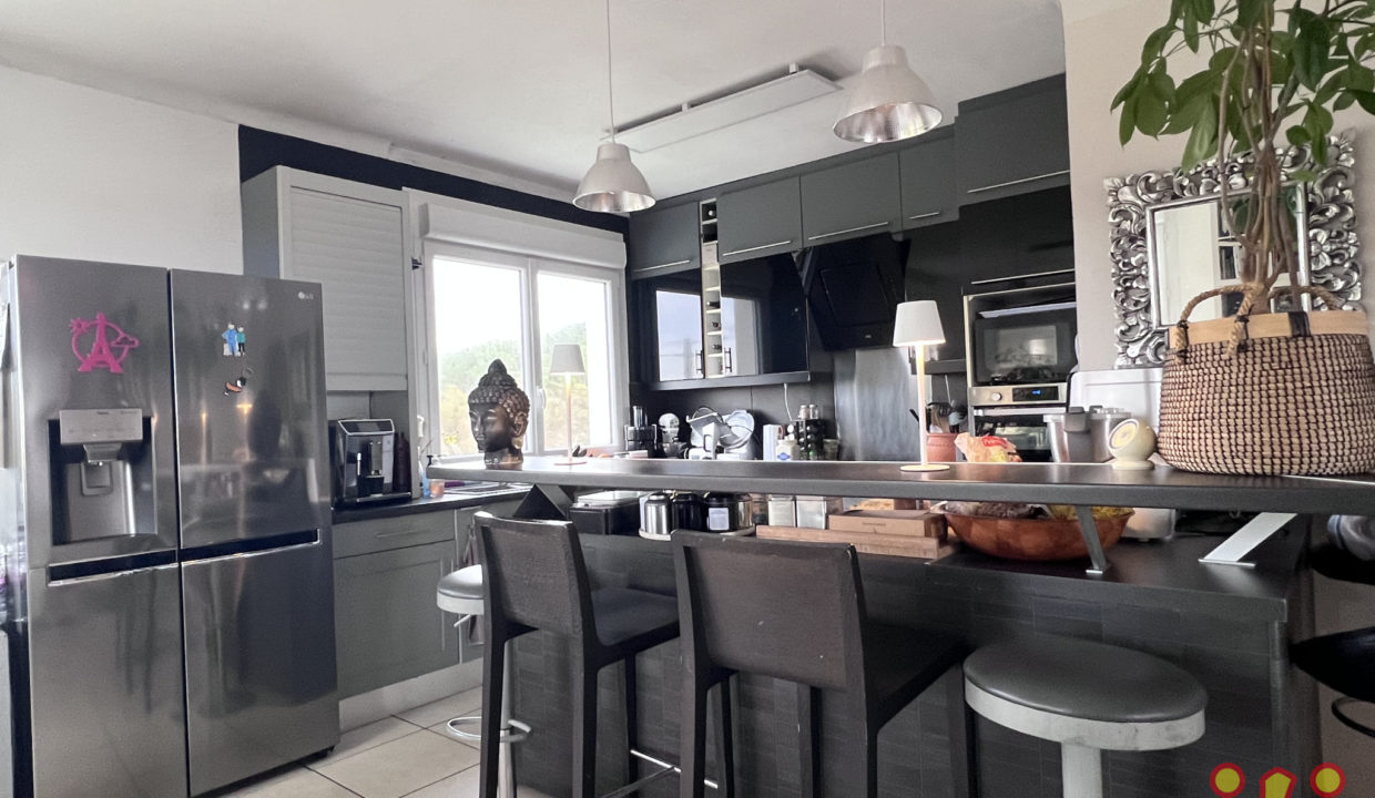 Vente maison/villa Les Sables-d'Olonne (85180) - 5 pièces - 207m2 environ